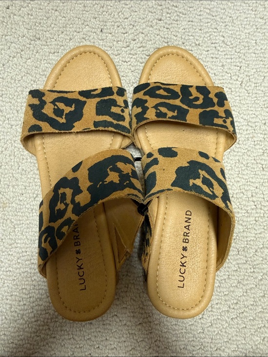 Lucky Brand Tan and Black Leopard Slide Sandals